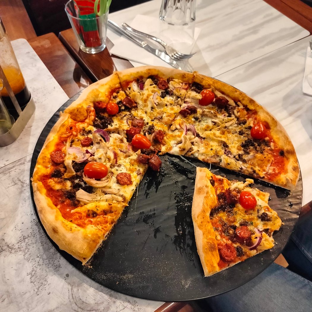 Maison pizza 2